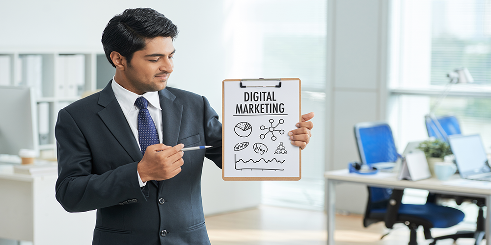 Digital Marketing Course - DigitalAura